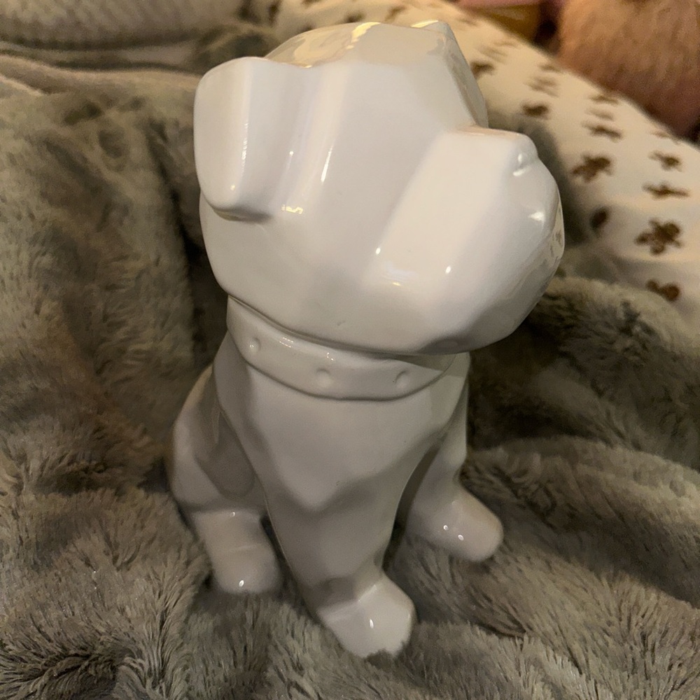 White ceramic geometrical bulldog figurine decor